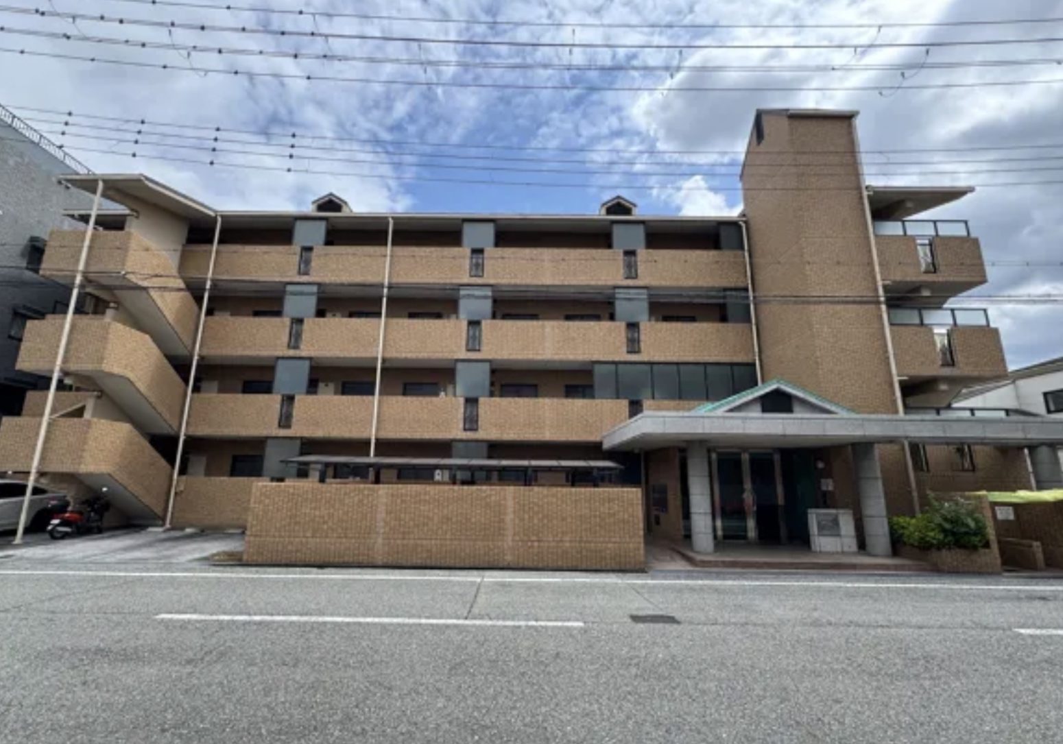 当社が買い取った4階建てRCマンション